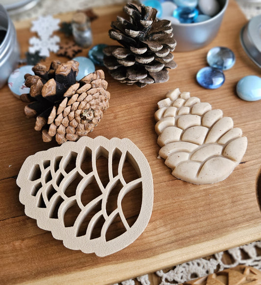 Pinecone Eco Cutter